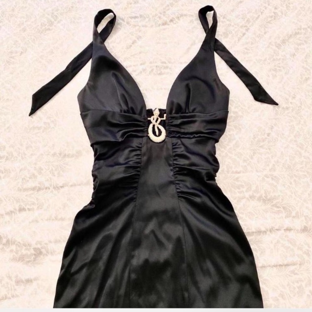 Elegant Black Halter Dress with Embellishment